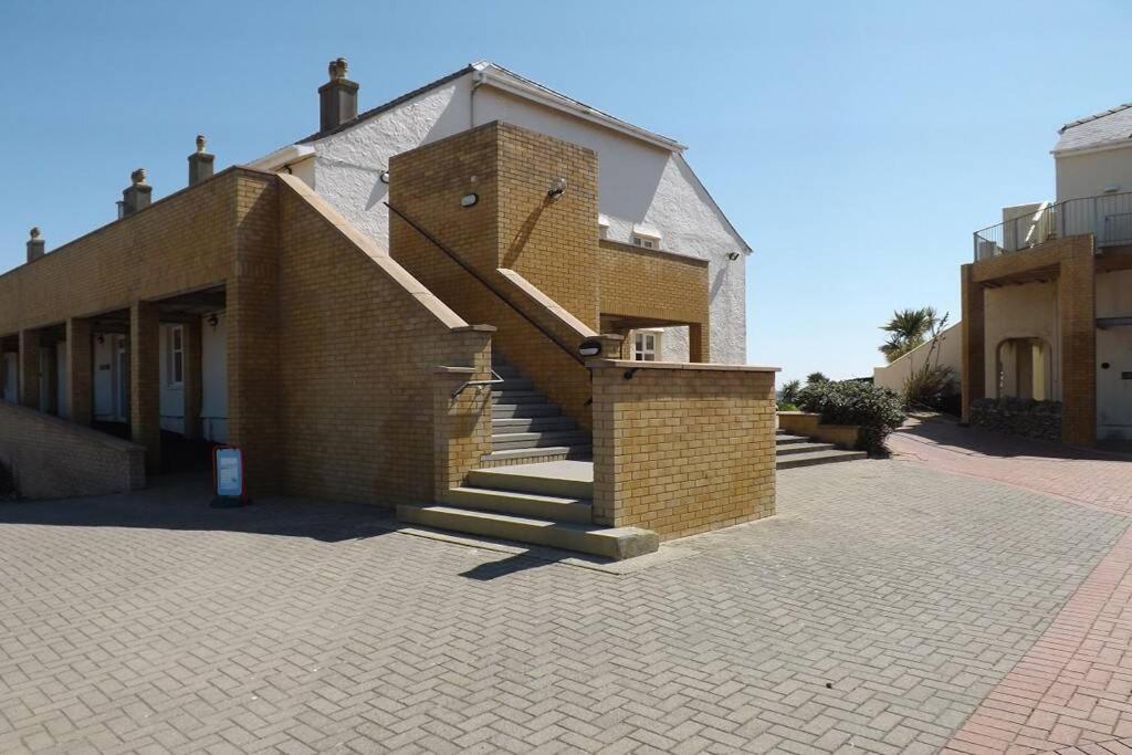 Plas Darien-3 Bed Apt- Sea Views - Sleeps 5 Trearddur Dış mekan fotoğraf