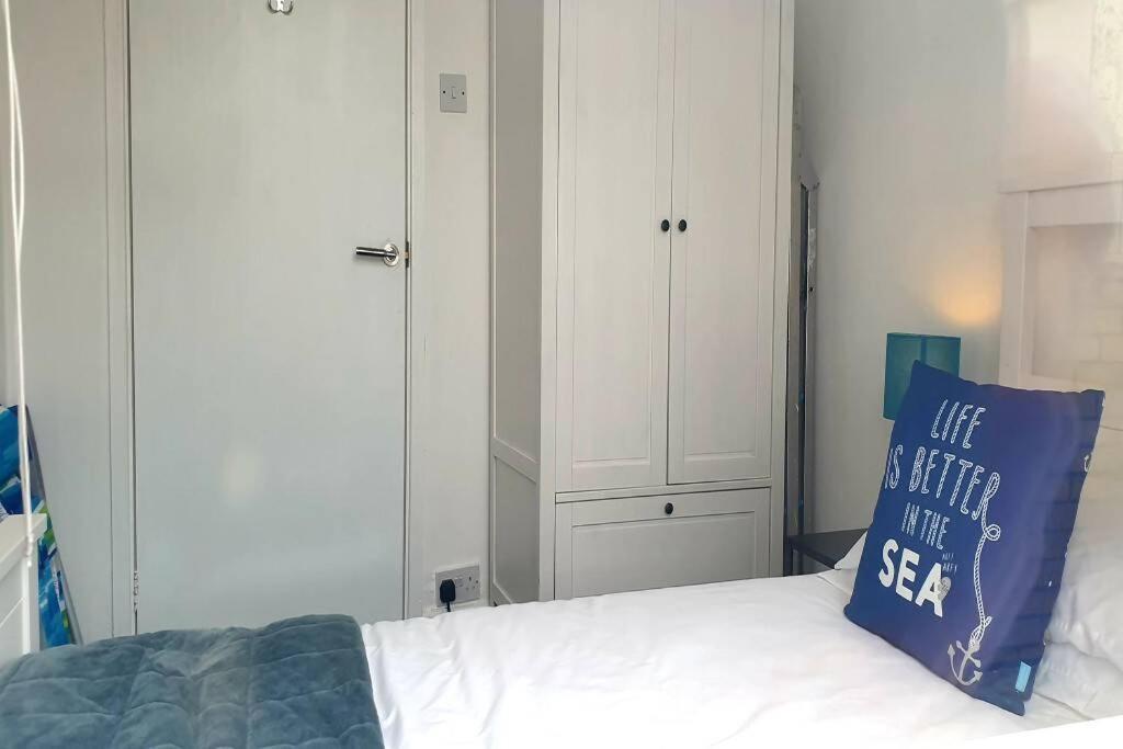 Plas Darien-3 Bed Apt- Sea Views - Sleeps 5 Trearddur Dış mekan fotoğraf