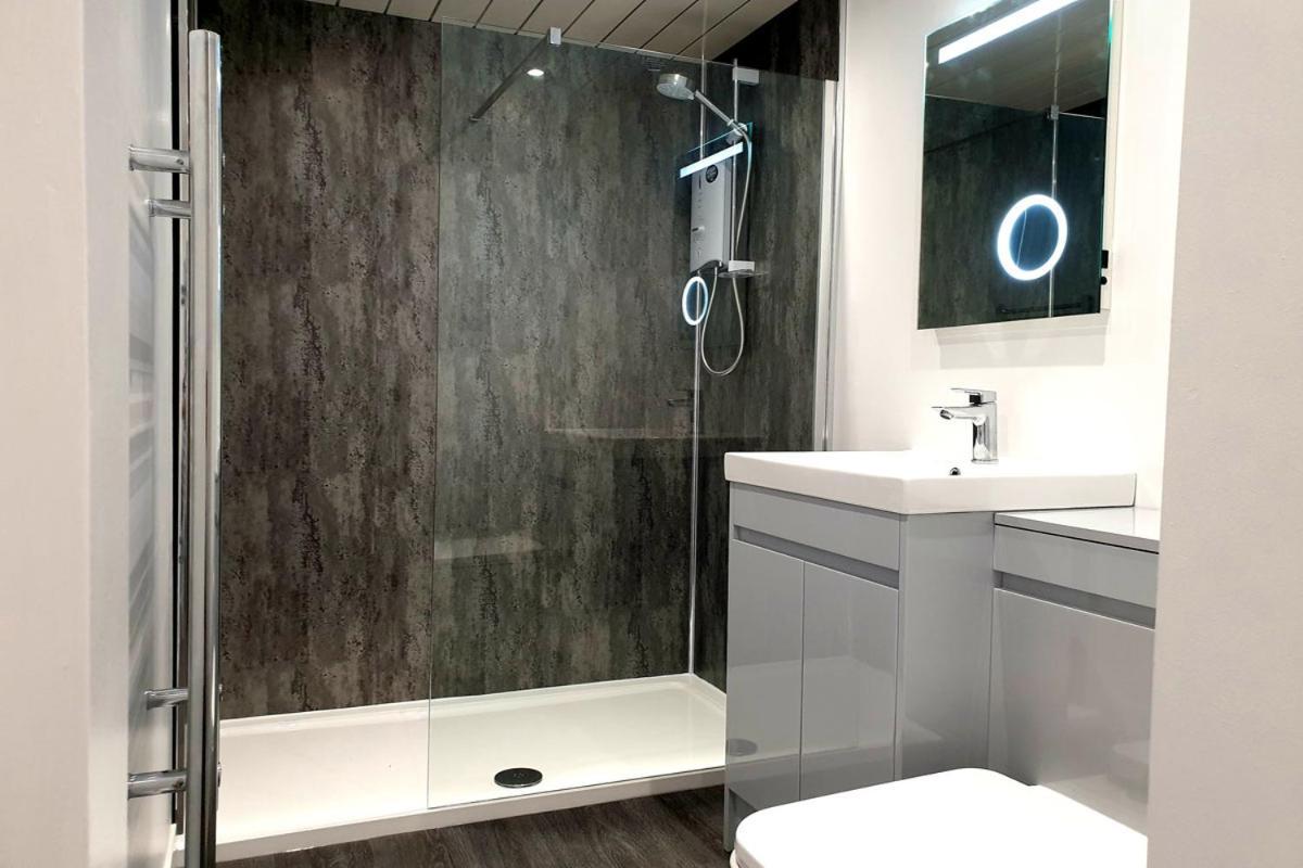 Plas Darien-3 Bed Apt- Sea Views - Sleeps 5 Trearddur Dış mekan fotoğraf